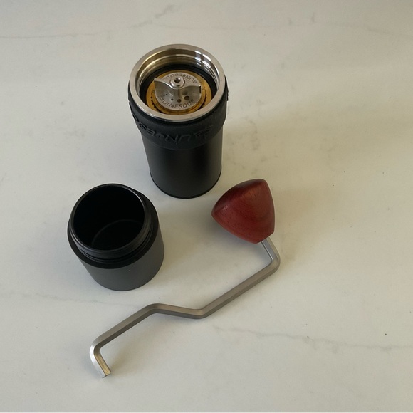 Junoesque Ace Series Manual Coffee Grinder - Picture 2 of 6